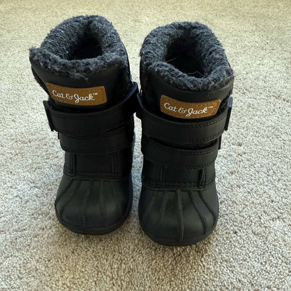 Cat & Jack Toddler Black Fleece-Lined Snow Boots
